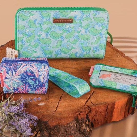 Simply Southern Accessories - NWT Simply Southern Key Fob/Whale pattern